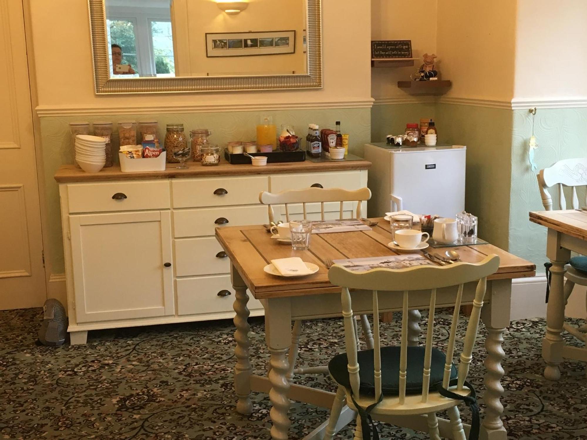 Pine Lodge Lynton Bagian luar foto