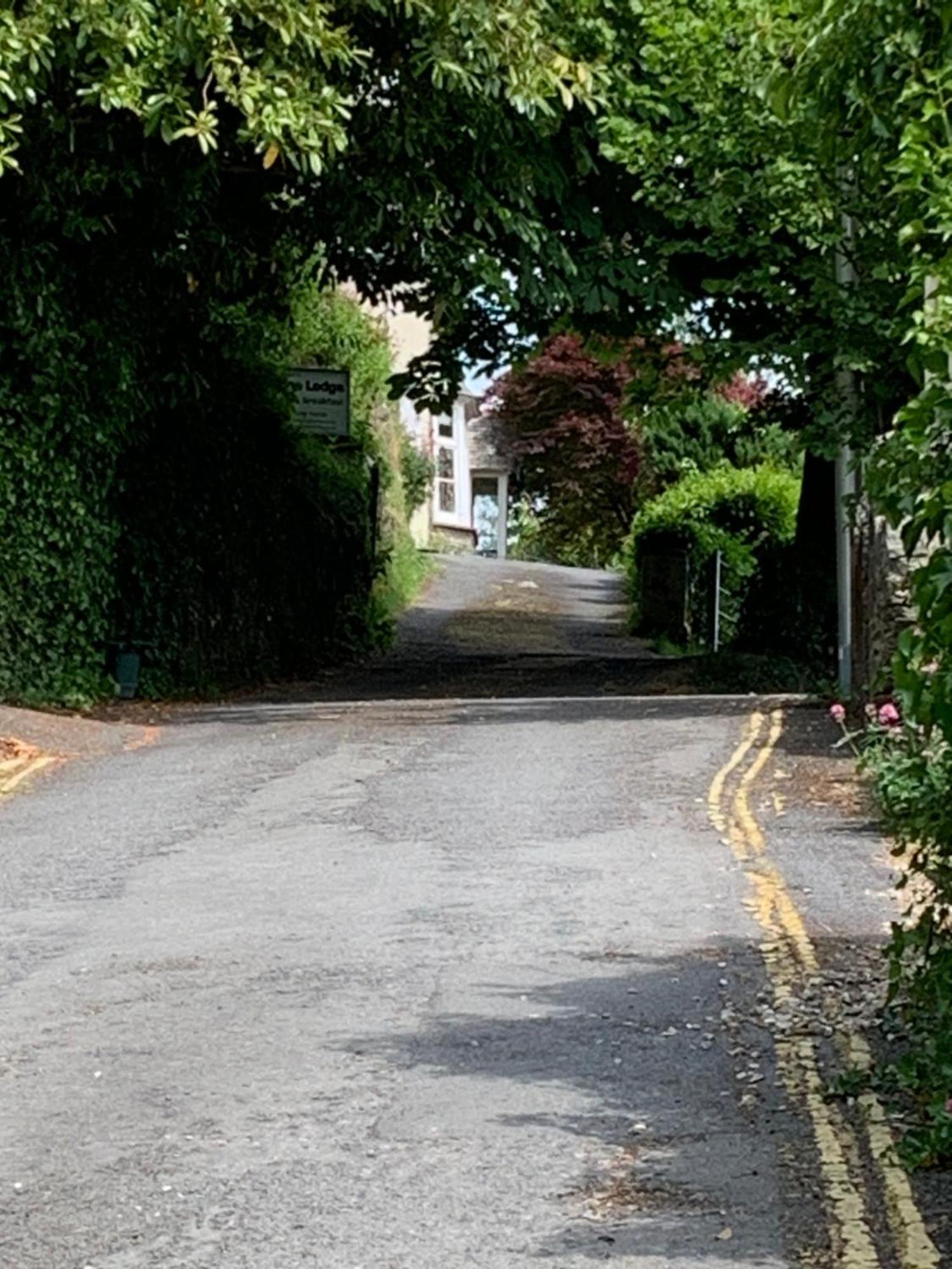 Pine Lodge Lynton Bagian luar foto